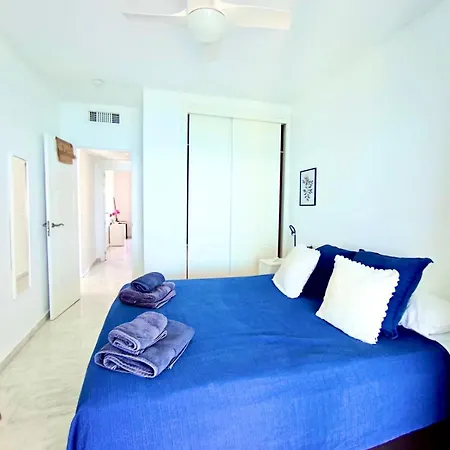 Keywise Beachhouse Oceanblue Duplex De Lujo En Primera Linea Con Vistas Espectaculares , Solarium Privado Y Piscina * Benalmádena