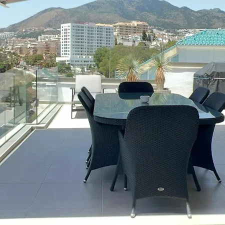 Keywise Beachhouse Oceanblue Duplex De Lujo En Primera Linea Con Vistas Espectaculares , Solarium Privado Y Piscina Benalmádena
