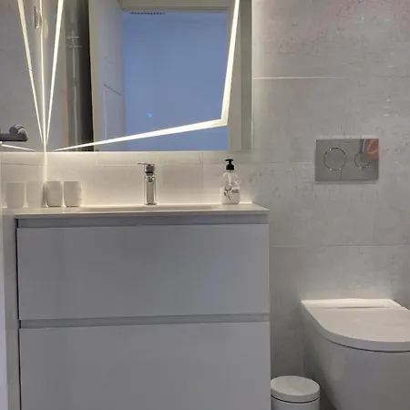 Keywise Beachhouse Oceanblue Benalmadena