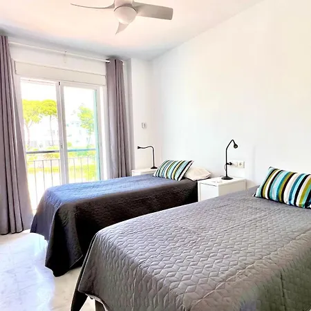 Daire Keywise Beachhouse Oceanblue Duplex De Lujo En Primera Linea Con Vistas Espectaculares , Solarium Privado Y Piscina *