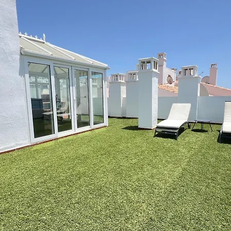 Keywise Beachhouse Oceanblue Duplex De Lujo En Primera Linea Con Vistas Espectaculares , Solarium Privado Y Piscina Benalmádena